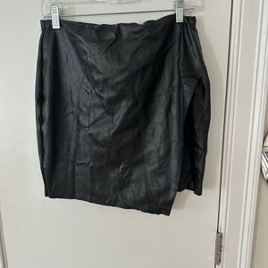 Boohoo Black Mini Skirt